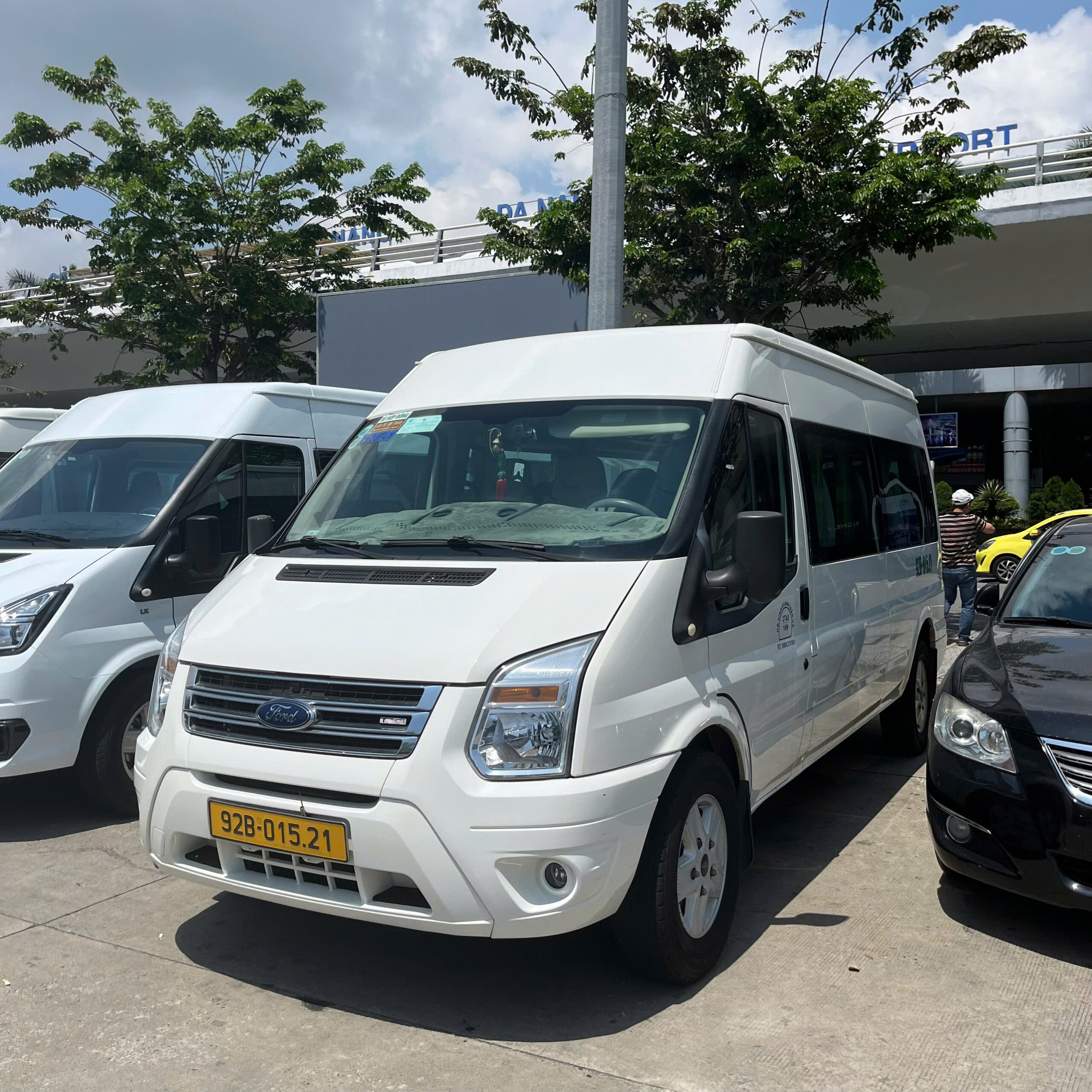 16-seater Private Car Hoi An to Nha Trang
