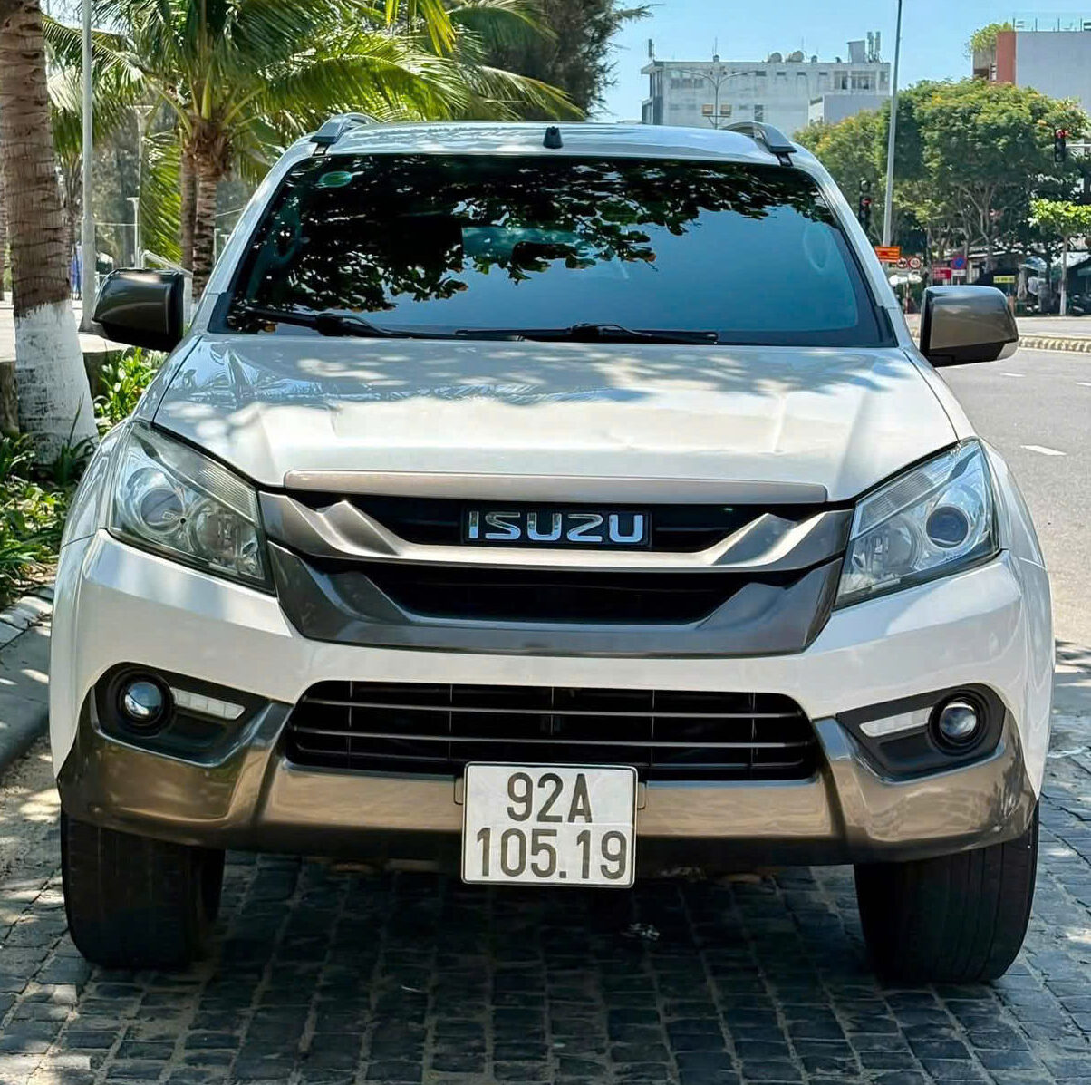 7-seater Private Car Hoi An to Nha Trang