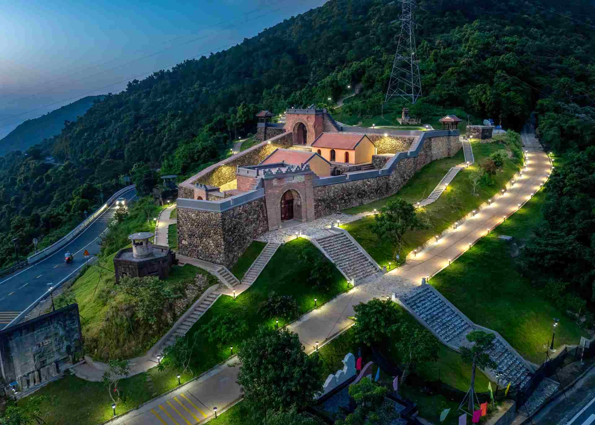 Hai Van Pass on a private car from Hoi An to Hue round trip