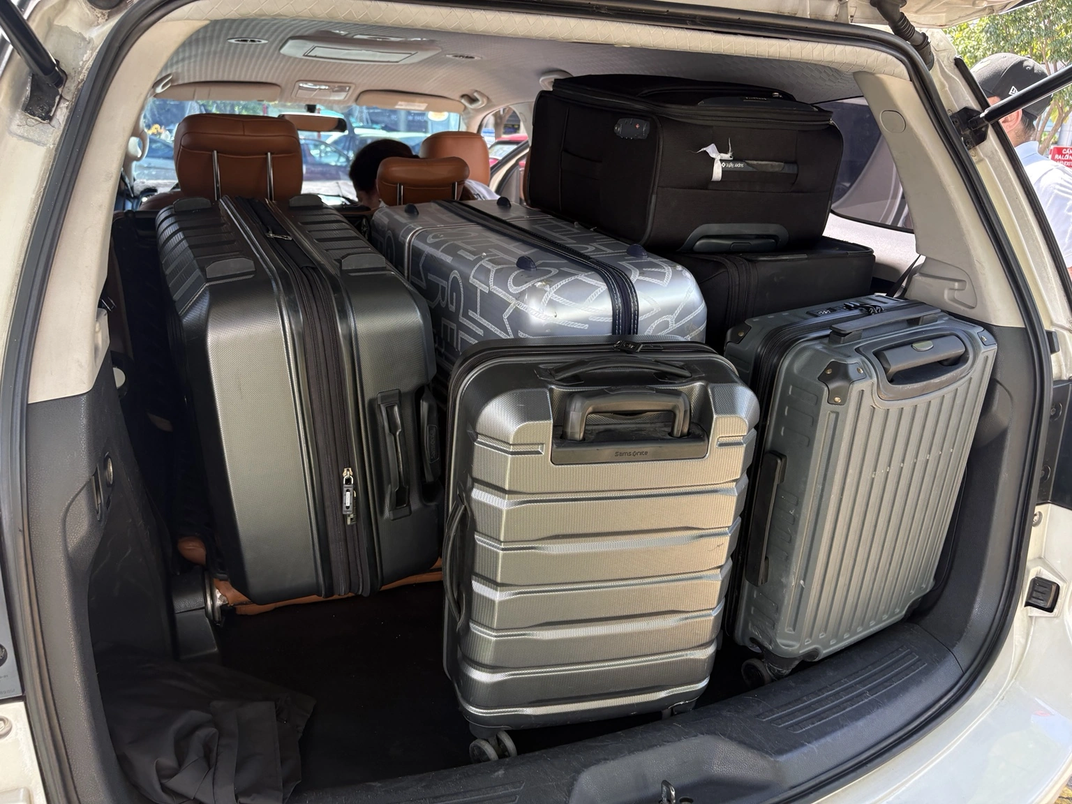 Spacious private car luggage space for Da Nang Airport to Hoi An transfer
